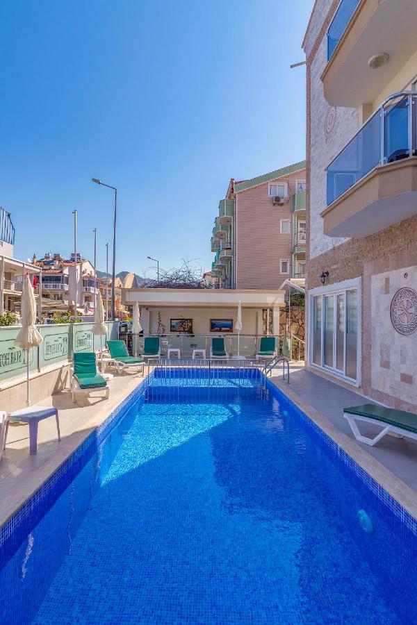 Apartments Near To City Center And Beach 말마리스 외부 사진