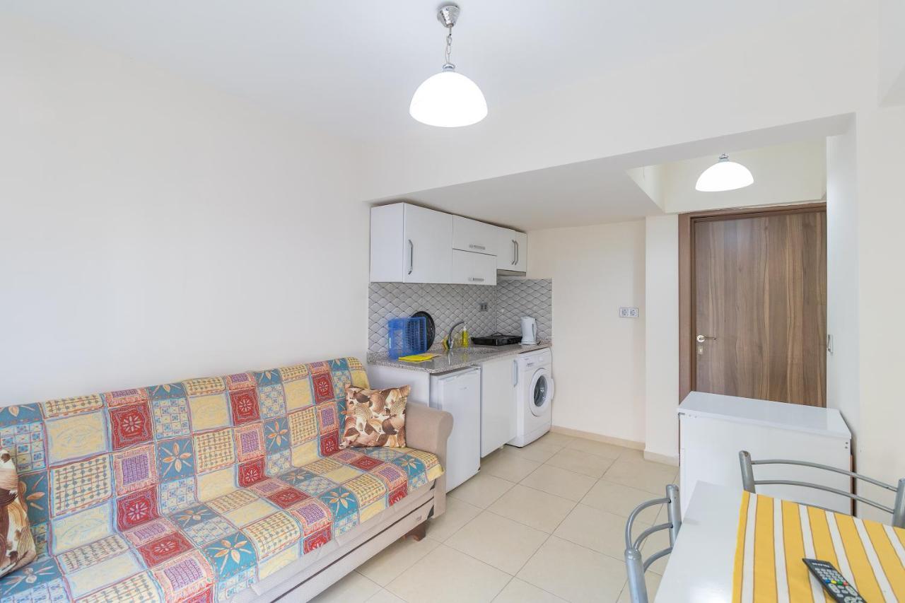 Apartments Near To City Center And Beach 말마리스 외부 사진