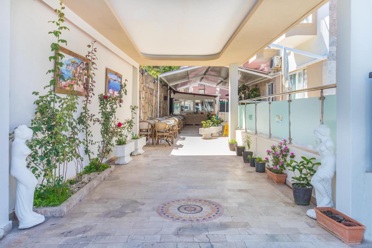 Apartments Near To City Center And Beach 말마리스 외부 사진