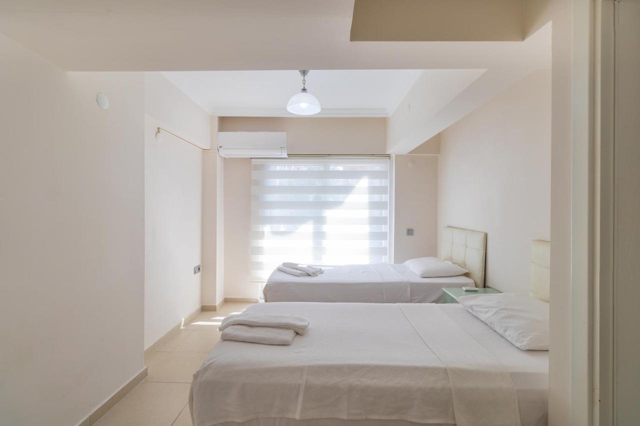 Apartments Near To City Center And Beach 말마리스 외부 사진